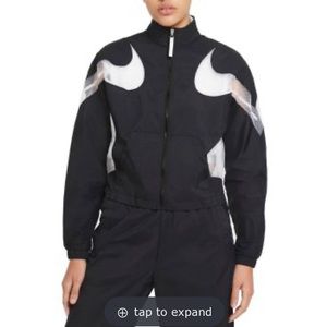 BNWT Nike Windbreaker